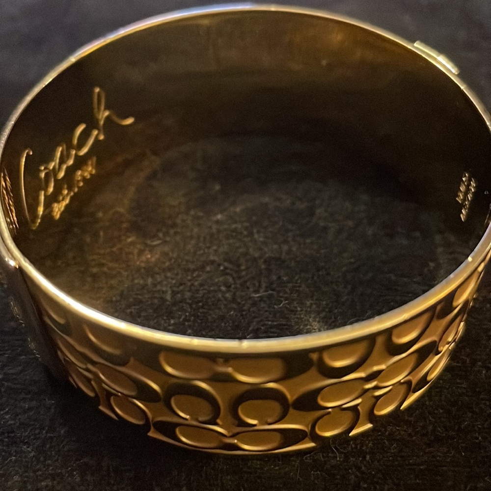 Coach Bangle - Picture 4 of 9